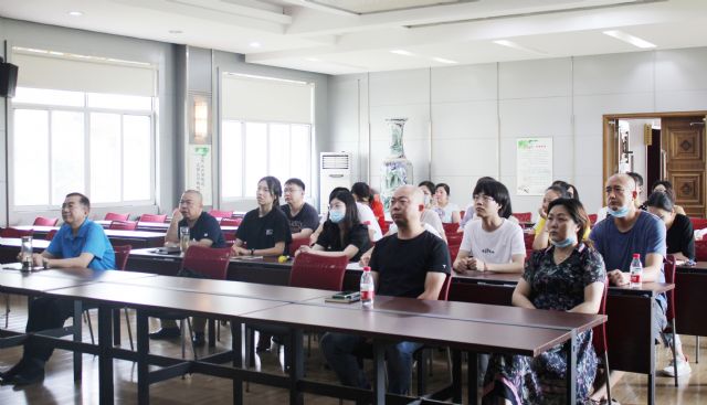 鲸鱼体育赛事资讯平台图片