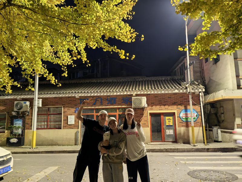 鲸鱼体育平台图片
