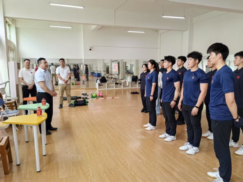 鲸鱼体育直播图片