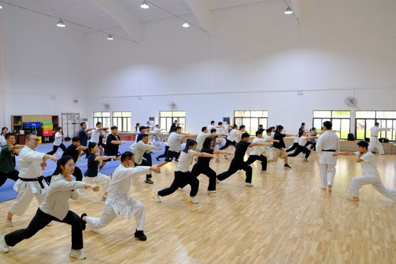 鲸鱼体育指定入口图片